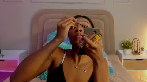 lila bailey  online show from August 12, 8:11 pm