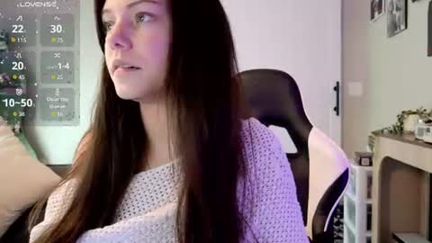 lilbbyily1 online show from July 14, 7:03 pm