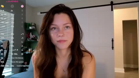 lilbbyily1 online show from July 23, 4:20 pm