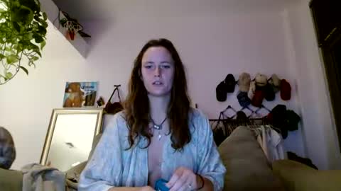 lilbongo123 online show from August 18, 4:40 am