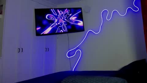 lili_evanss online show from July 24, 8:12 pm