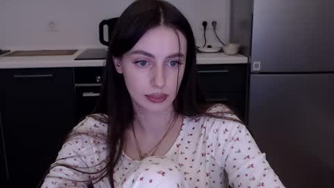 Lilu online show from August 3, 11:01 pm