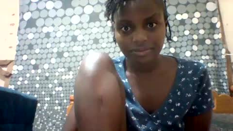 liligal online show from July 24, 4:37 am