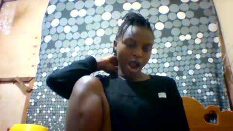 liligal online show from July 28, 4:18 am