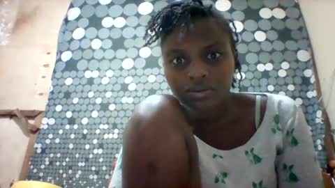 liligal online show from July 29, 4:30 am