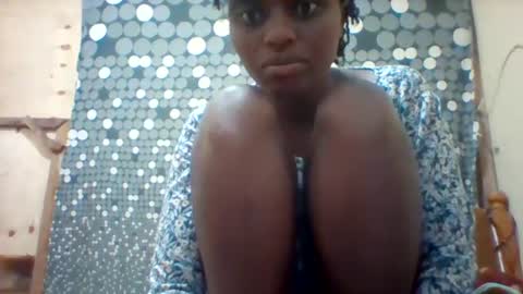liligal online show from July 30, 5:04 am