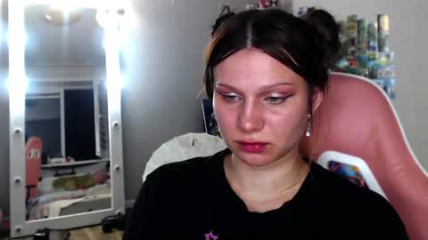 lilimip online show from August 2, 9:44 pm