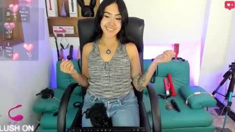 lilit_616_ online show from March 22, 12:58 am