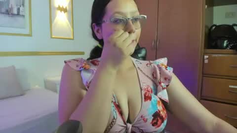 L I L I T H  online show from August 12, 4:31 pm