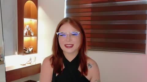 Lilith Bonheur online show from July 19, 2:35 am