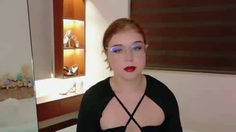 Lilith Bonheur online show from July 21, 9:06 pm