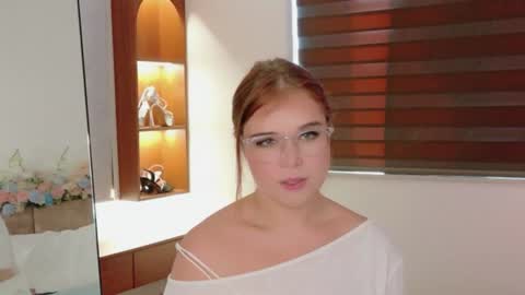Lilith Bonheur online show from August 2, 1:12 am