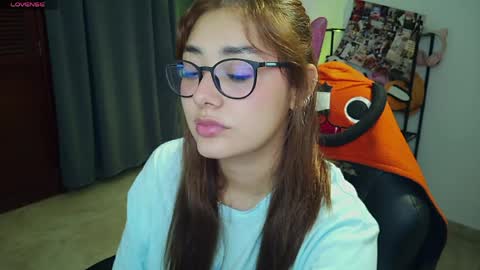 Lilith online show from April 4, 3:10 am
