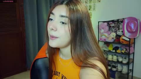 Lilith online show from May 6, 3:52 am