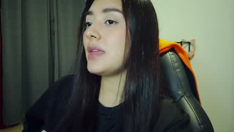 Lilith online show from August 4, 3:36 am
