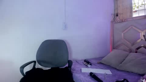 lilith_libelula online show from August 13, 1:36 pm