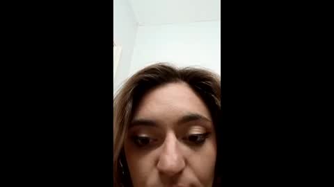 lilith_luv444 online show from May 12, 5:52 am