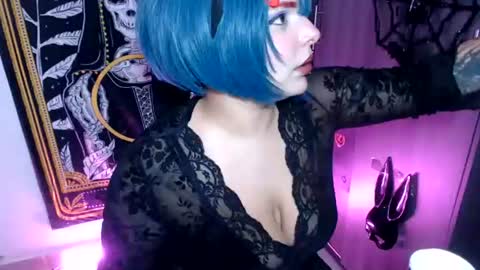 Lilith miaww online show from July 24, 8:39 am