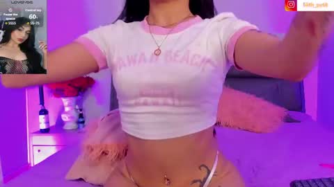 Lili petit  online show from August 4, 2:03 pm
