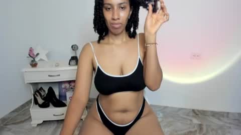 Alejandra  online show from July 29, 5:47 am