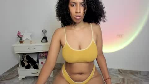 Alejandra  online show from August 15, 5:55 am