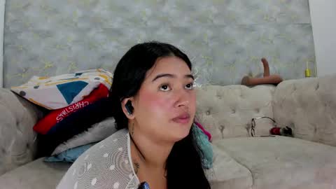 lilithcb_ online show from August 13, 4:04 am