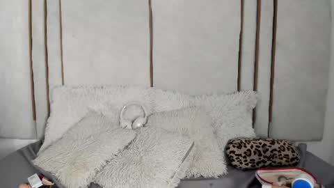 Lilith online show from August 7, 1:49 am