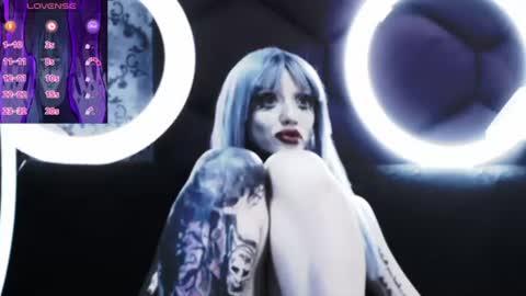 silverbansheesvicide online show from June 28, 8:28 am