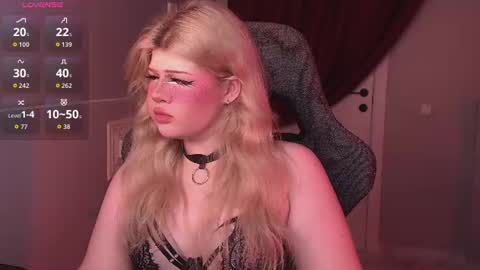 LilithNelson online show from August 8, 10:59 am