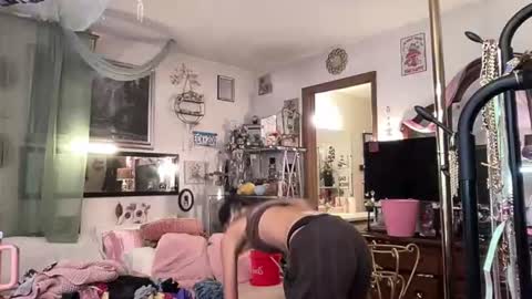 lilithohfish online show from June 14, 9:12 pm
