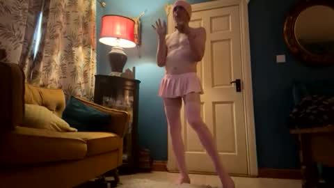 lilithriaghanskye online show from June 11, 3:40 pm