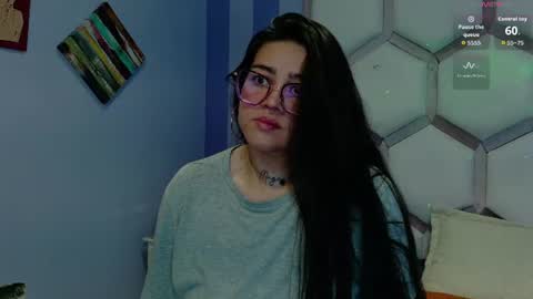 lilithrossi online show from August 11, 12:01 am