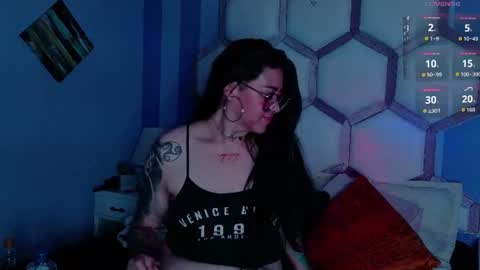 lilithrossi online show from August 11, 7:43 am