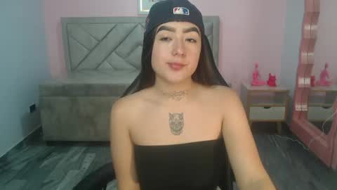 lilit online show from August 10, 1:01 pm