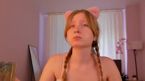 Lili Tiny  GMT2 3-10AM  MonTueWedThuSat online show from August 17, 2:16 am