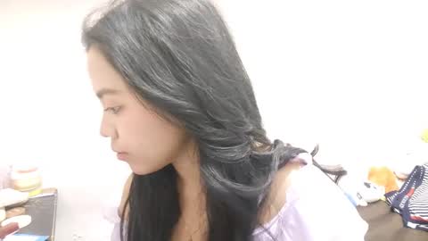 LiliyanaS online show from April 12, 5:41 am