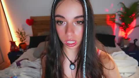 Lill Dayna online show from June 14, 2:03 pm