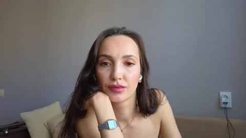 Lillian online show from March 19, 11:13 am