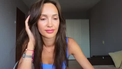 Lillian online show from April 8, 1:54 pm