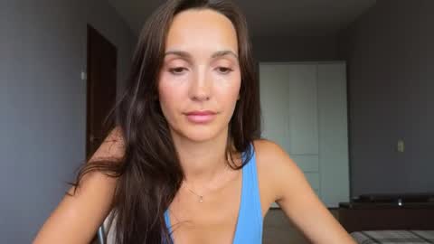 Lillian online show from April 11, 1:33 pm