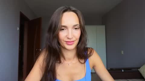 Lillian online show from April 18, 11:46 am