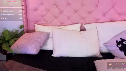 lillie__harper online show from August 3, 5:53 pm