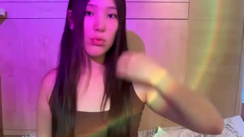 lillie_sun online show from August 12, 9:17 pm