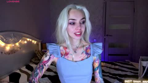 LilliMoore online show from July 19, 10:56 pm