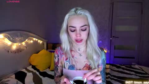 LilliMoore online show from July 20, 11:08 pm