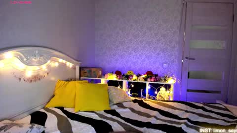 LilliMoore online show from July 25, 11:31 pm