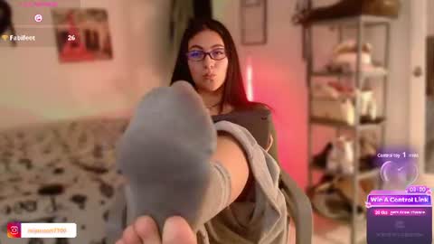 lillith_777 online show from August 2, 11:22 pm