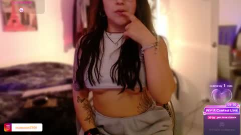 lillith_777 online show from August 7, 11:38 pm