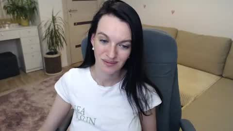 Liliy online show from August 7, 11:38 pm