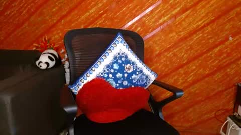 lilly_07 online show from August 11, 6:48 am